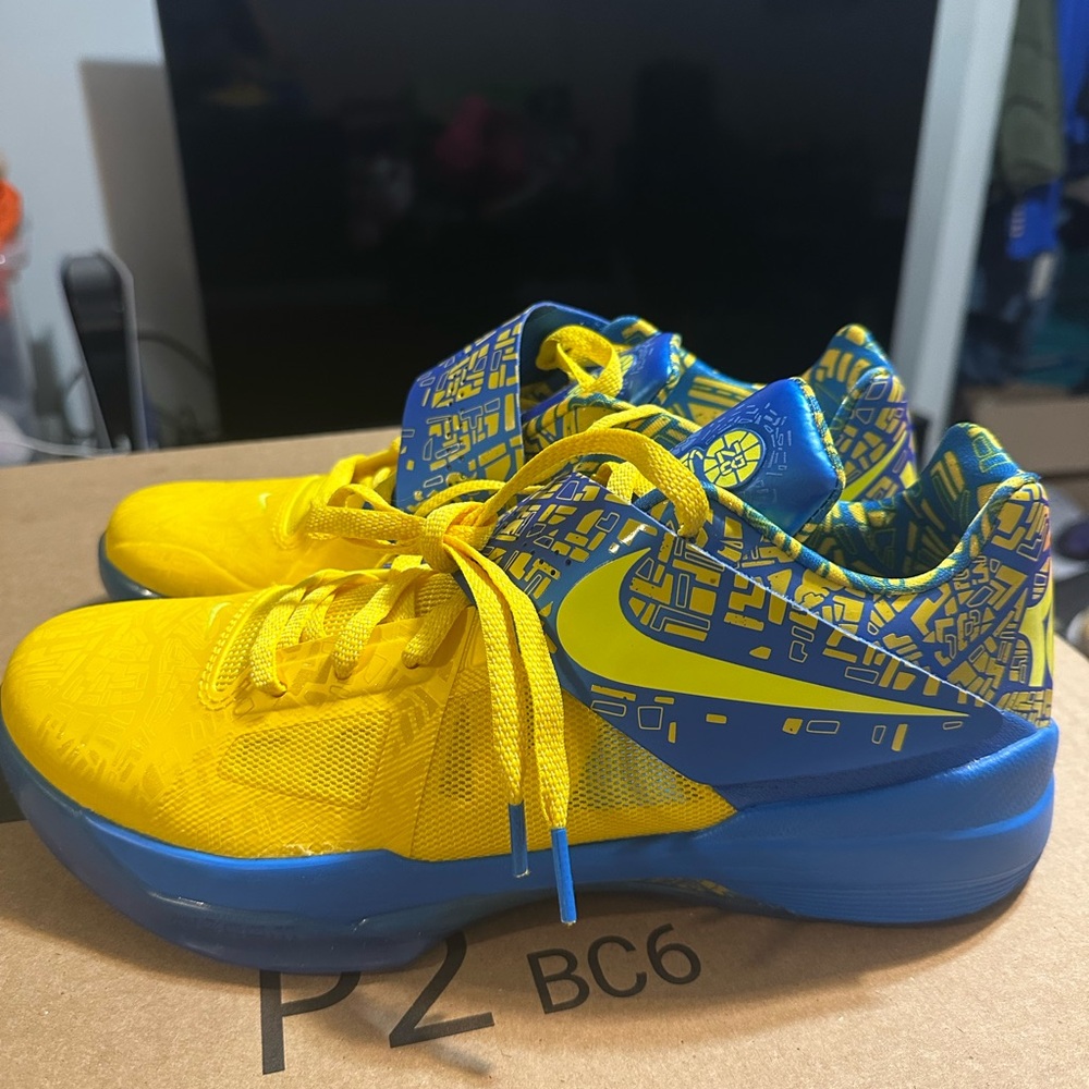 Nike KD 7 Yellow And Blue Size 10.5M